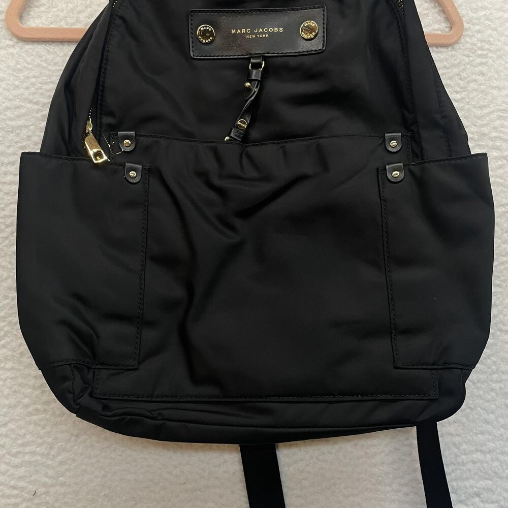 Marc Jacobs Nylon Backpack Black Gold Hardware M0012907 001 Logo Top Zip - Picture 4 of 16